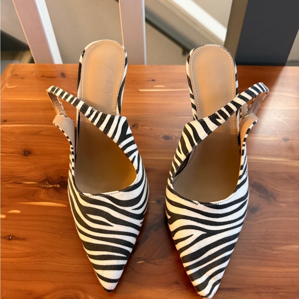 Zebra Print Pointed Toe Slingback Heels - Black & White - Picture 2 of 4